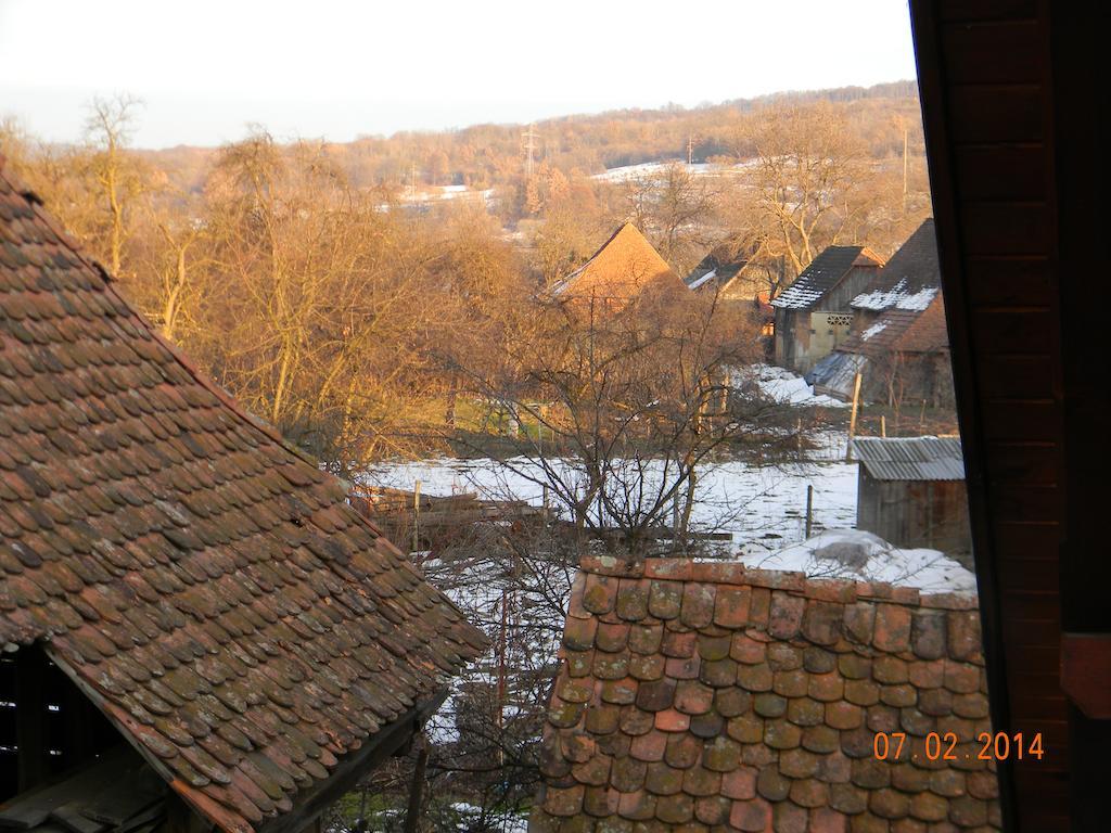 Kuekuello Vendeghaz Hotel Sovata Buitenkant foto